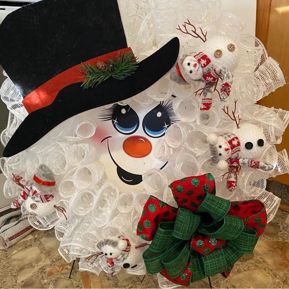 Beautiful handmade Christmas Wreaths - Picture 9 of 9